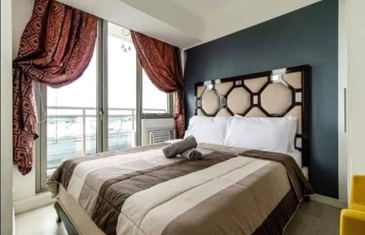 Azure Urban Resort By 4J'S Manila Exterior photo
